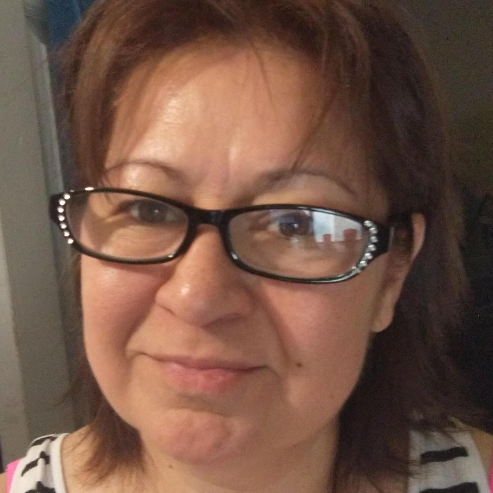 Ana,move in and out house cleaner ,and house sitter