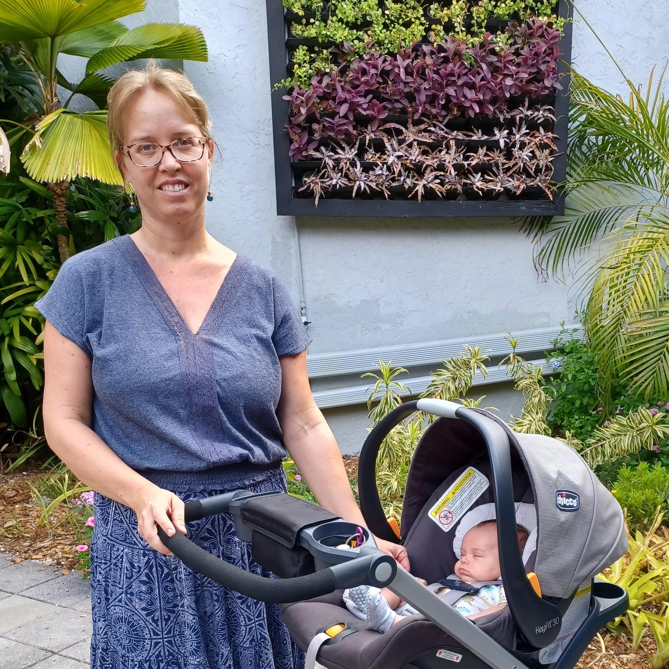Sarasota Home Sitter Looking For Being Hired in Florida