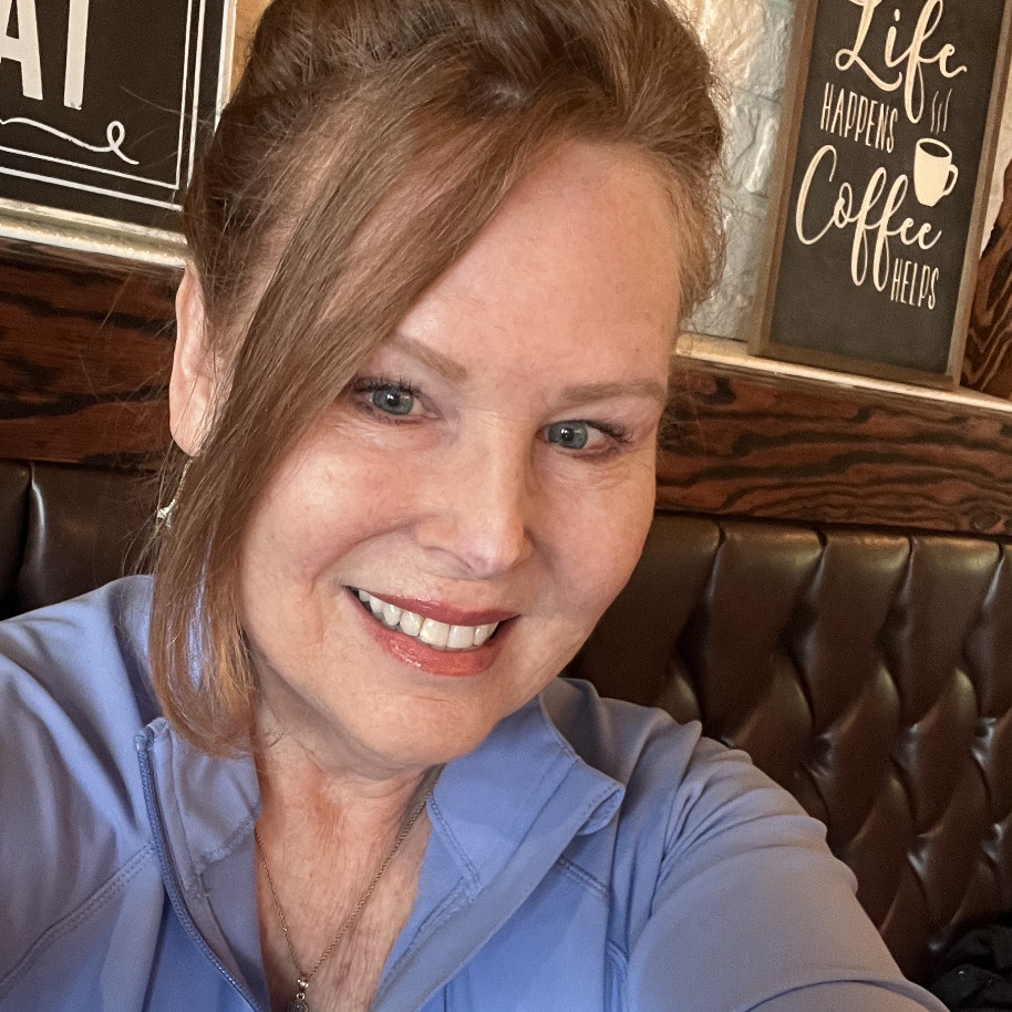 Knowledgeable House and Plant and pet Sitter Available Immediately