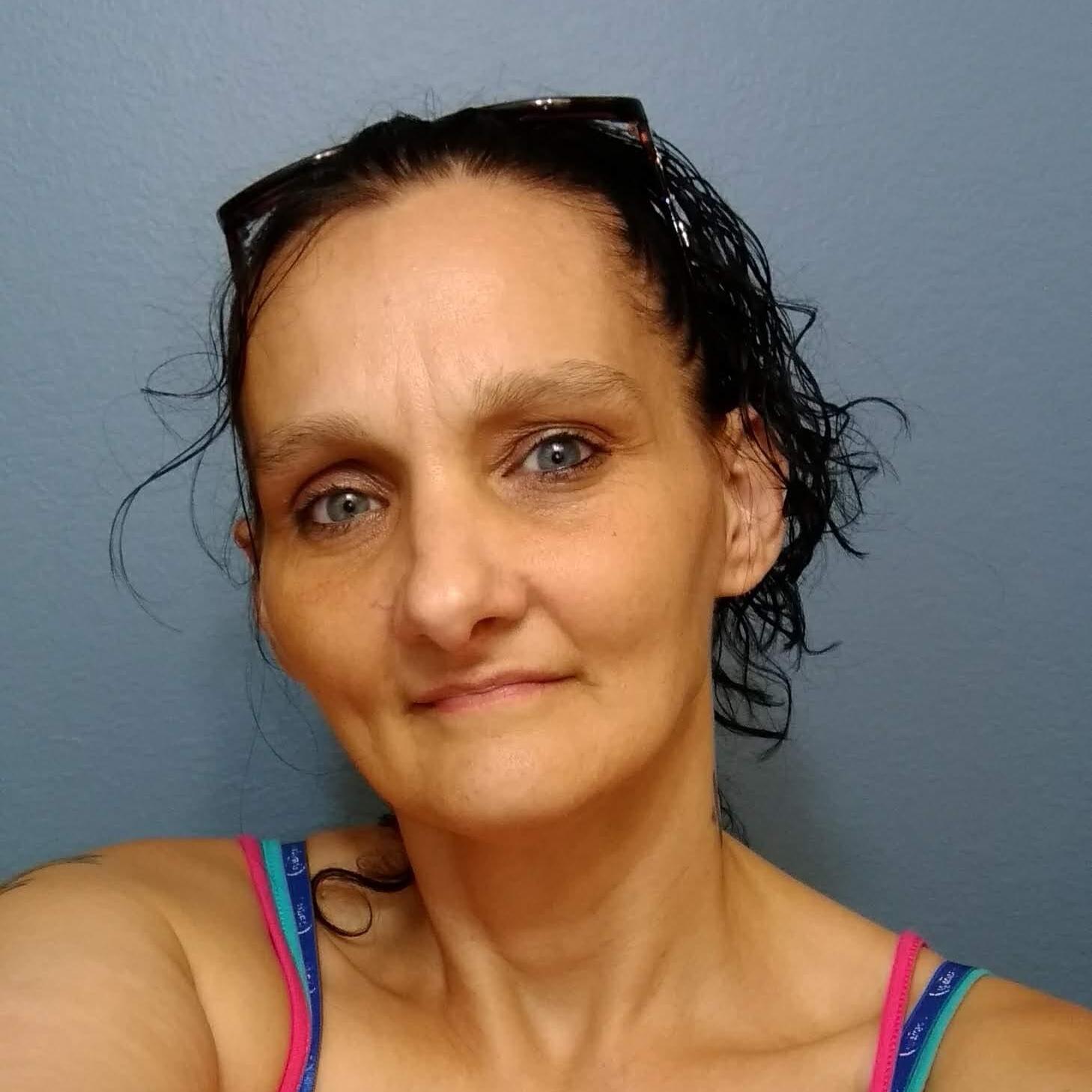 Available: Loving House Sitter in Belton