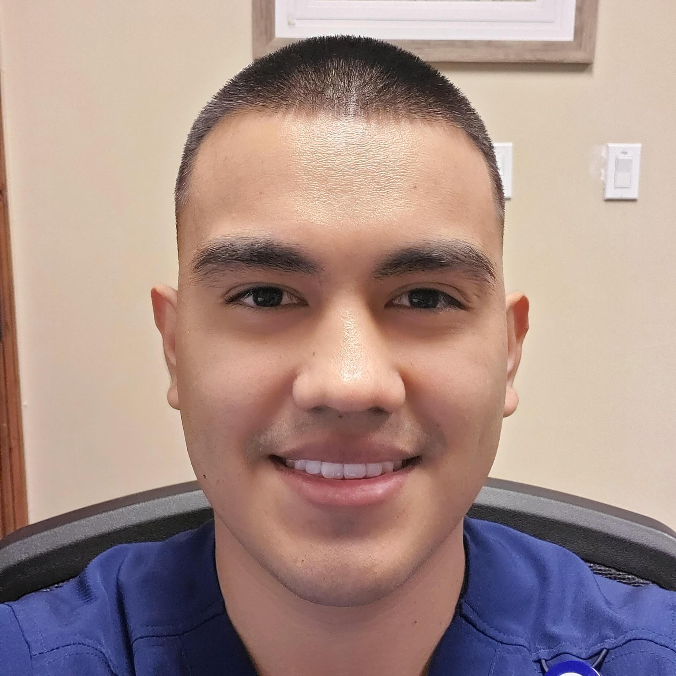 Part-time house sitter that lives in the east Mesa area. Willing to drive for work, Detail oriented and clean.