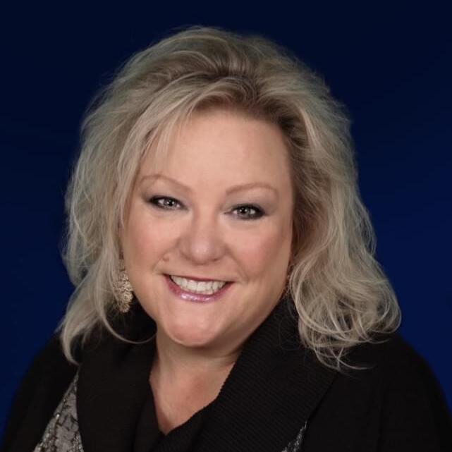 Mature Professional Single Woman looking to House sit in the Outer Banks of NC