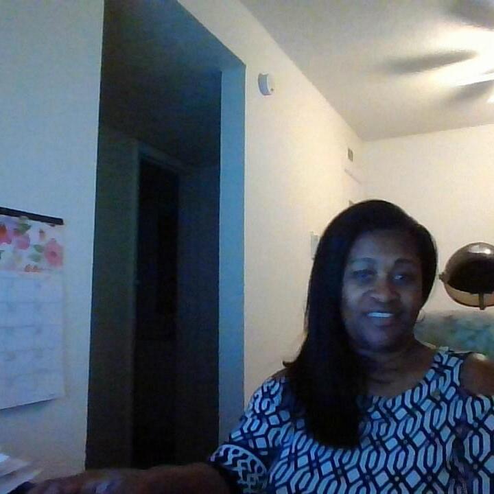 Flexible House Sitting Professional in Little Rock