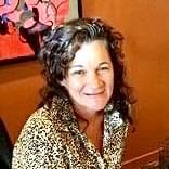 Professional mature woman with Experience for House/Pet Sitting