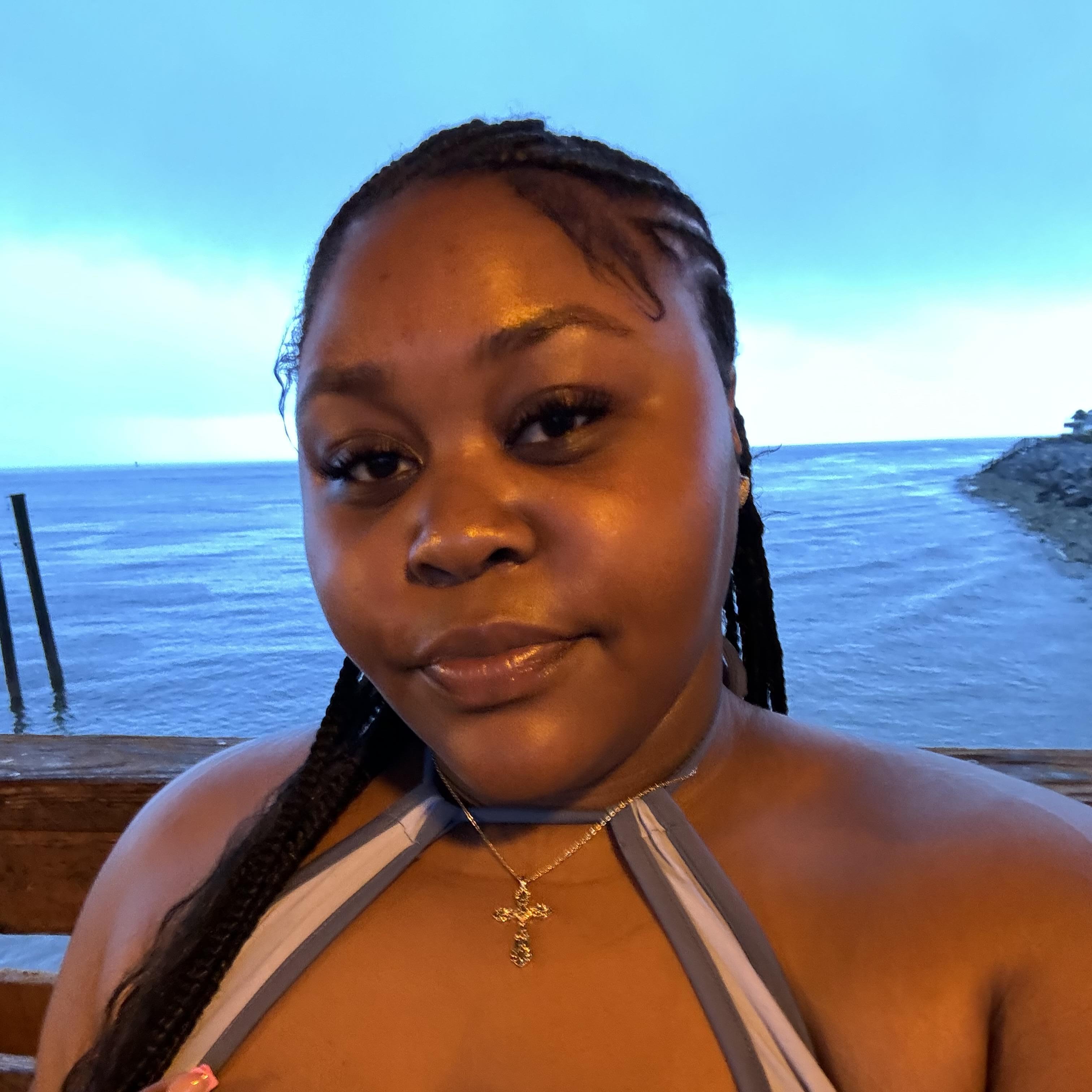 Experienced House Sitter in Pembroke Pines, FL Trustworthy & Reliable - $25 Daily