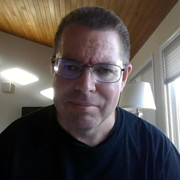 I am a chemical engineer taking an extended leave from my career. I would love to house sit. WY and UT are fantastic. Simple!