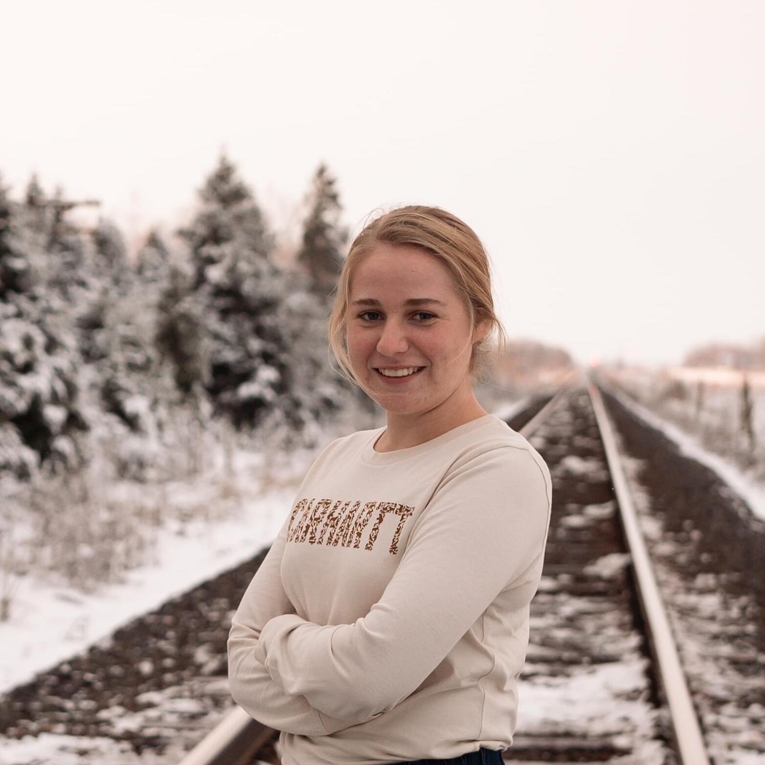 Experienced House Sitter in Steinbach, Manitoba Trustworthy & Reliable Services