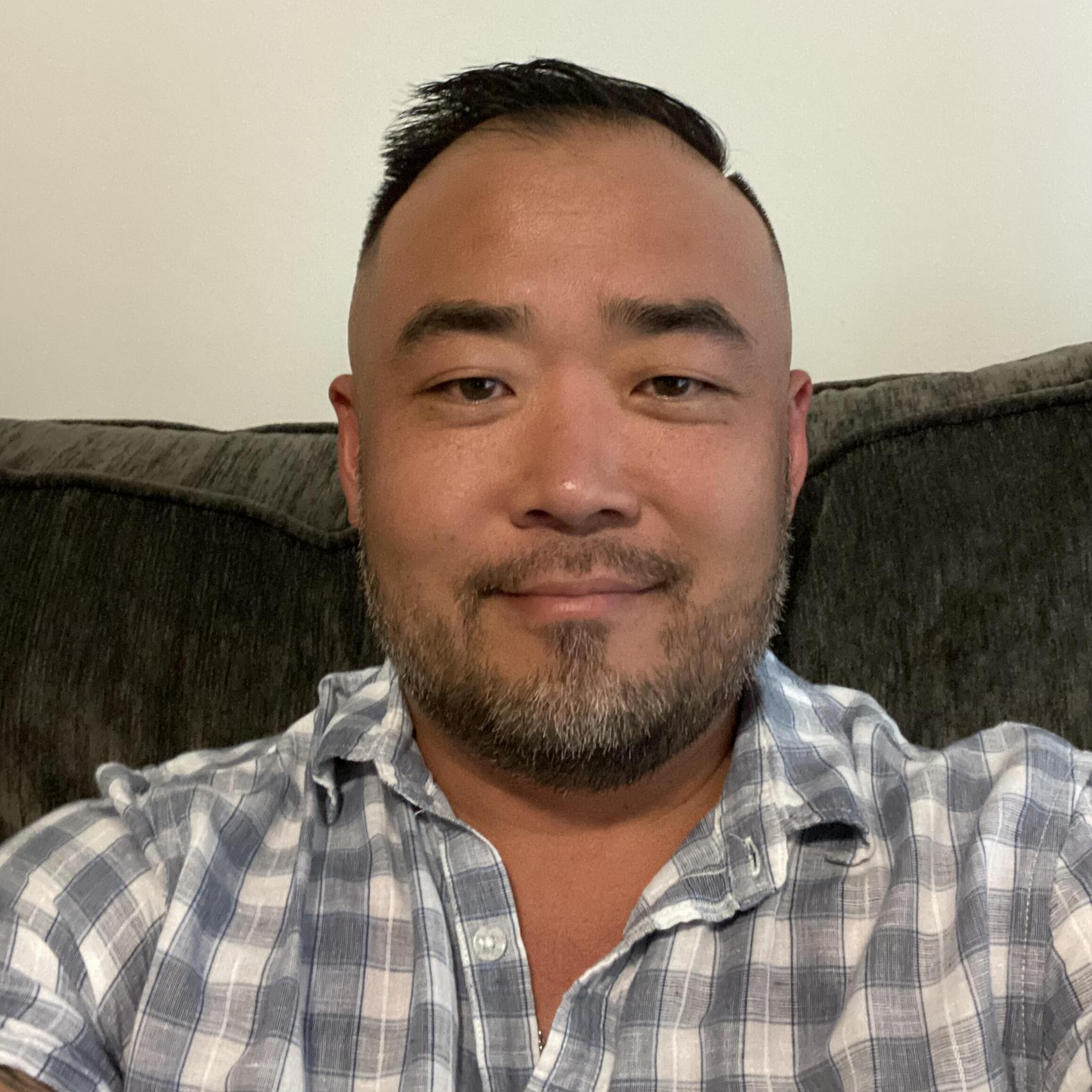 Hi I’m Jim! I am a recently laid off professional with a lot of down time. I can help with house sitting, pets, plants etc.