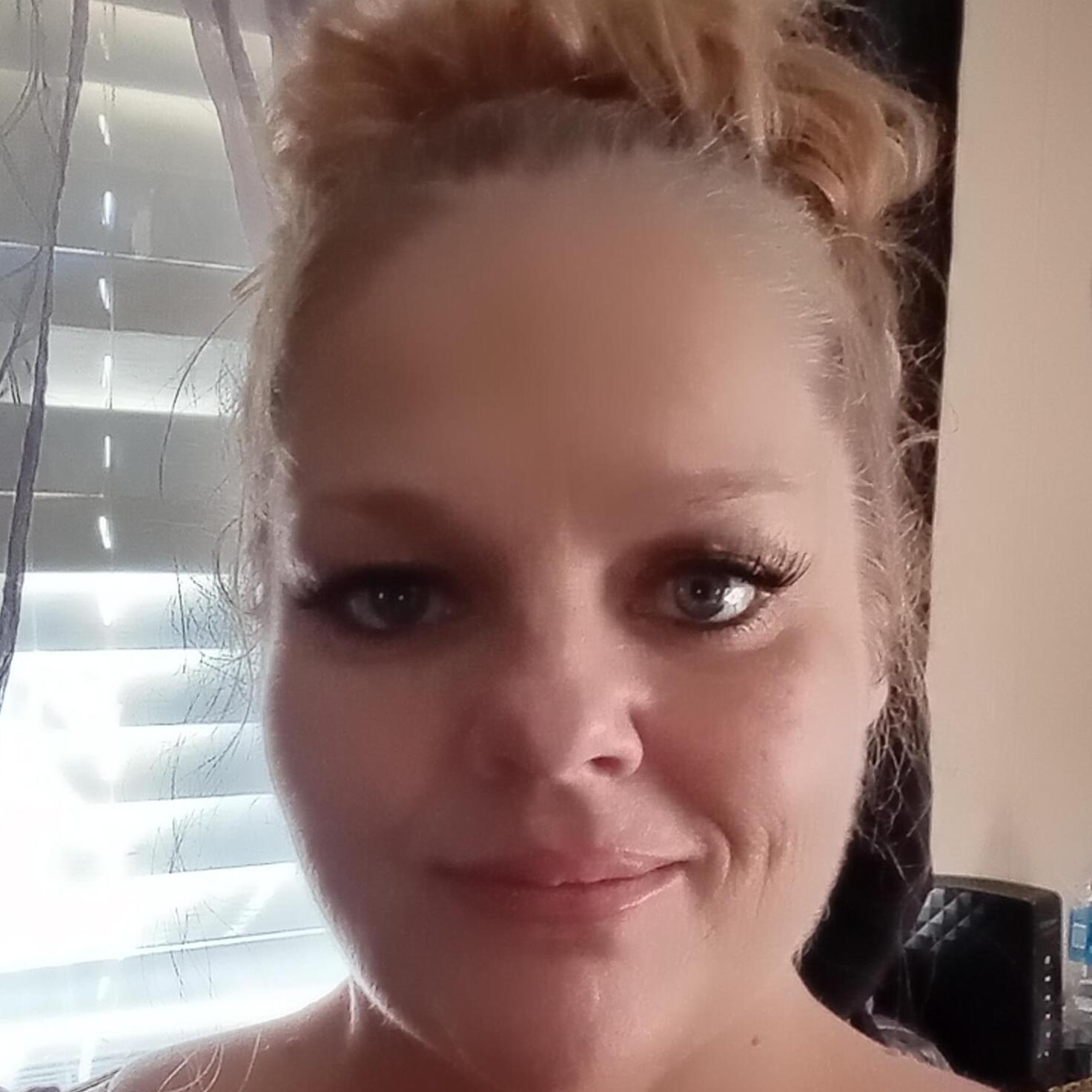 Experienced House Sitter Available in Travelers Rest, SC - $30/Hourly