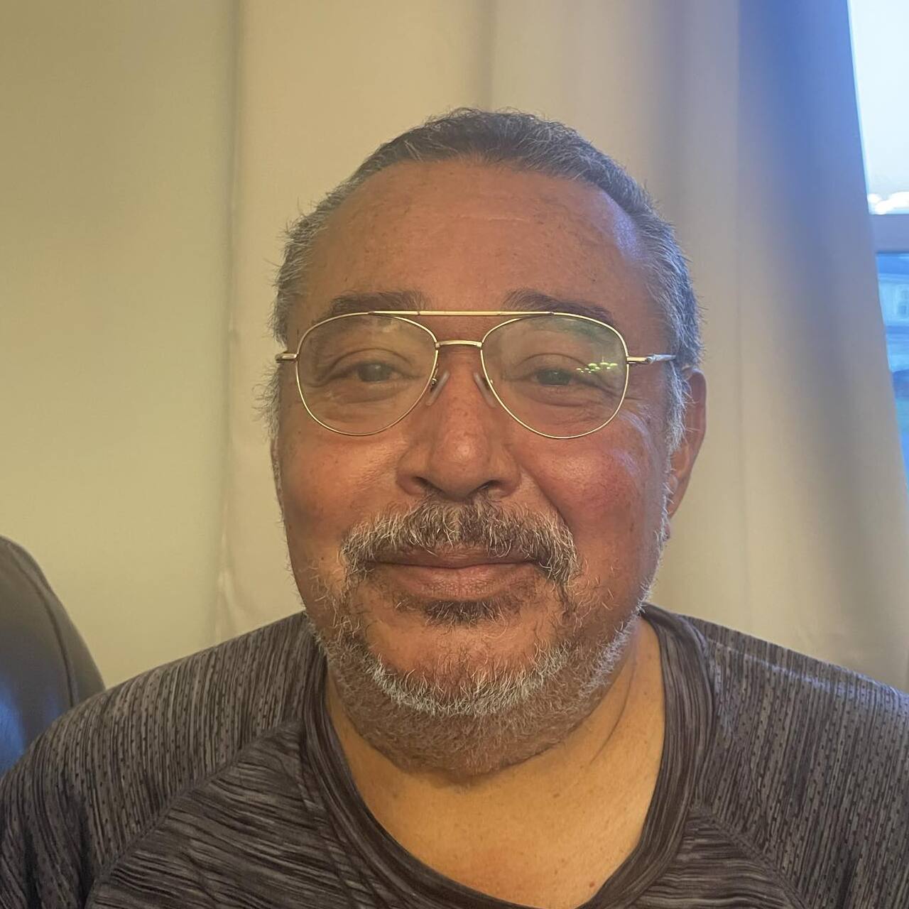 Retired, looking for ways to fill my time & make extra income. Reliable & trustworthy, live in Plano, IL.
