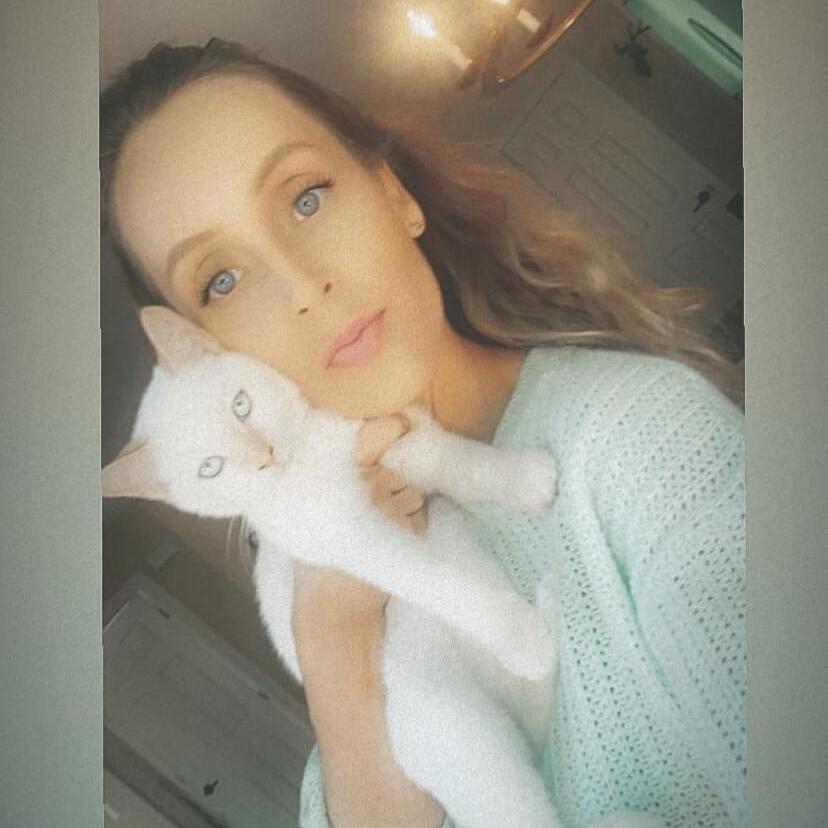 Trustworthy House Sitter in Luskville, Quebec $150/Day - Experienced, Reliable, and Pet-Loving