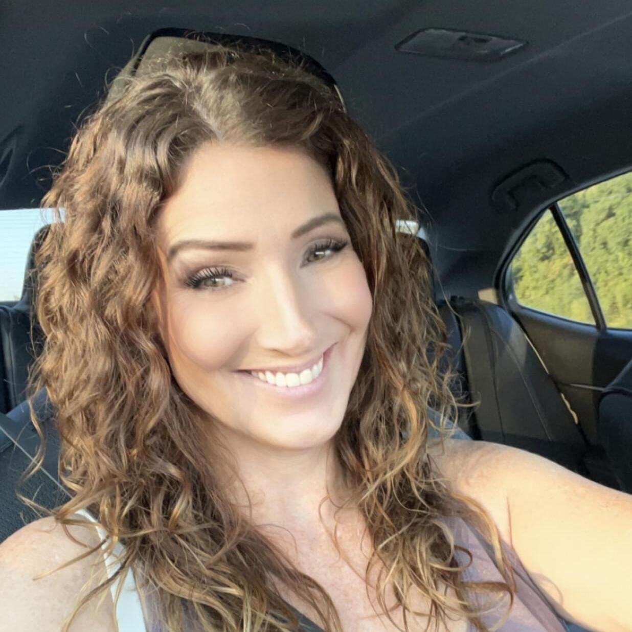 Trusted House Sitter in Houston, TX (and surrounding areas) Rates start at $75. Ready to Take Care of your home and pets.