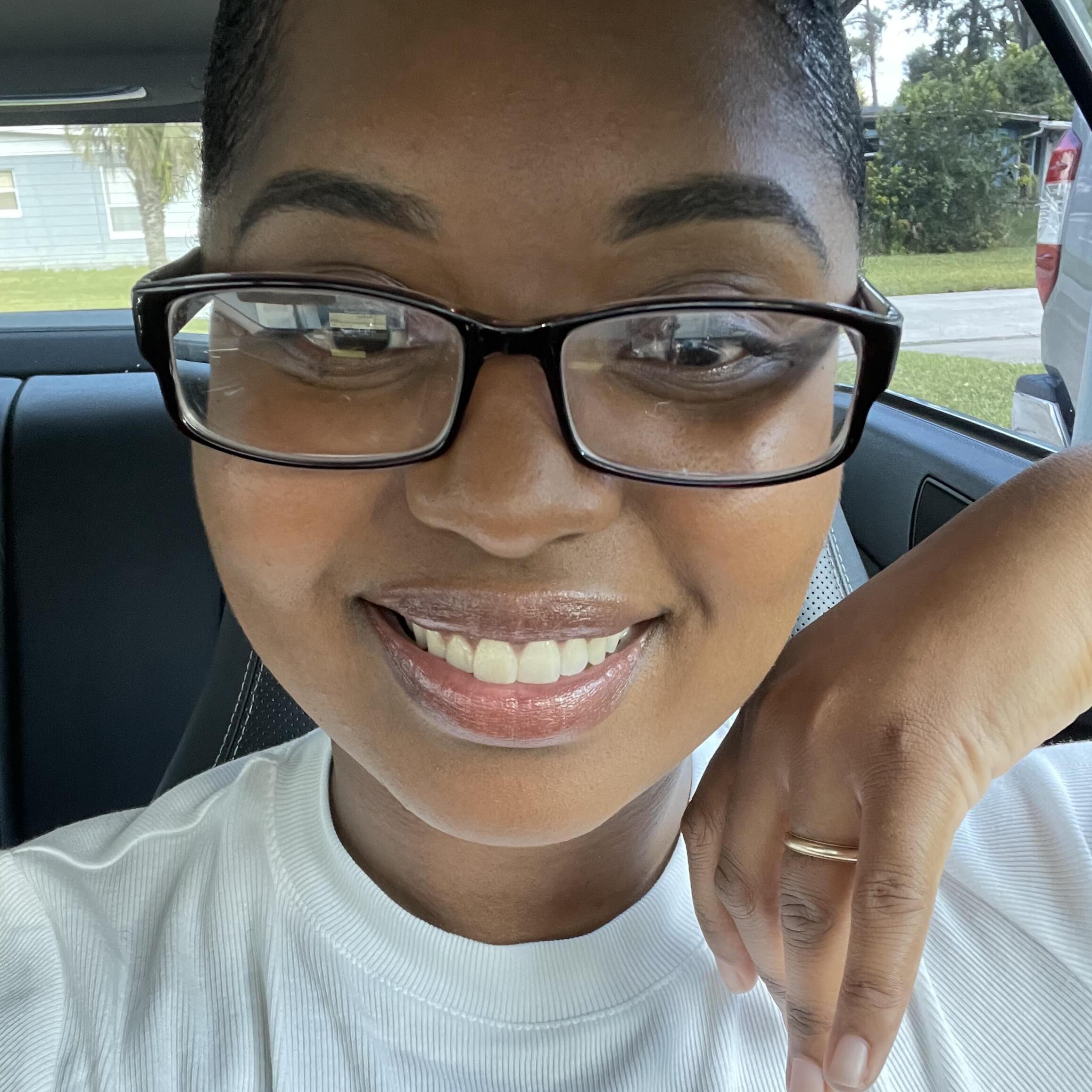 Available: Capable House and Plant Sitter in Jacksonville