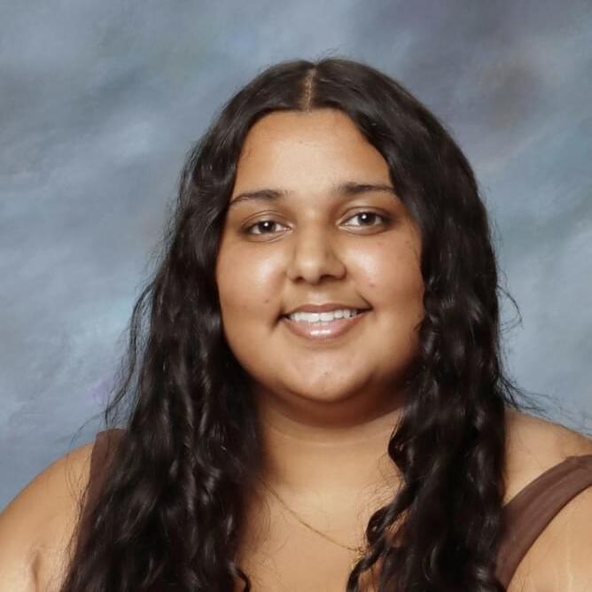 My name is Alicia Vij, I'm looking to support a family part-time and if needed full time in the summer!