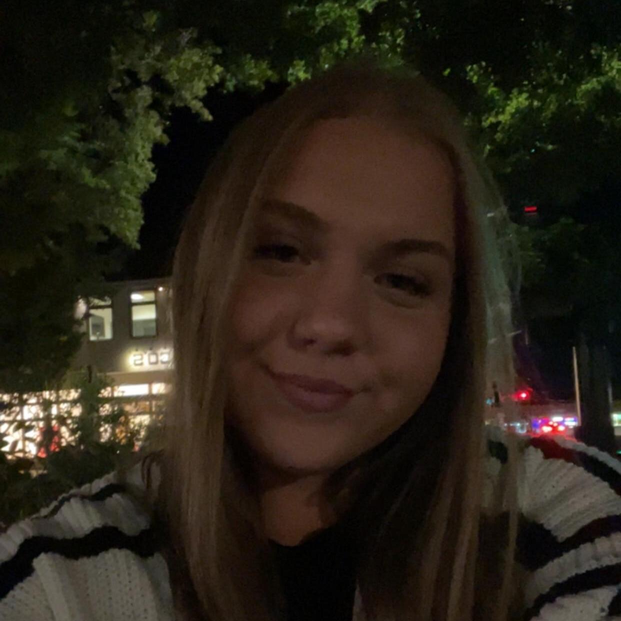 Experienced and Reliable Sitter in Gresham, Oregon $17/hour