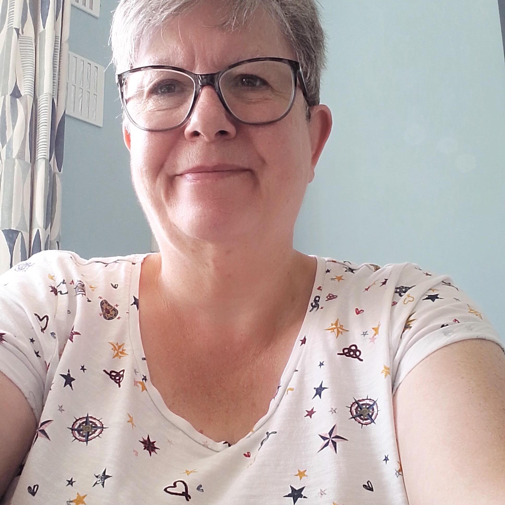 Reliable House Sitter in Marlborough, England – Professional Care at £156 Daily for Your Home and Pets