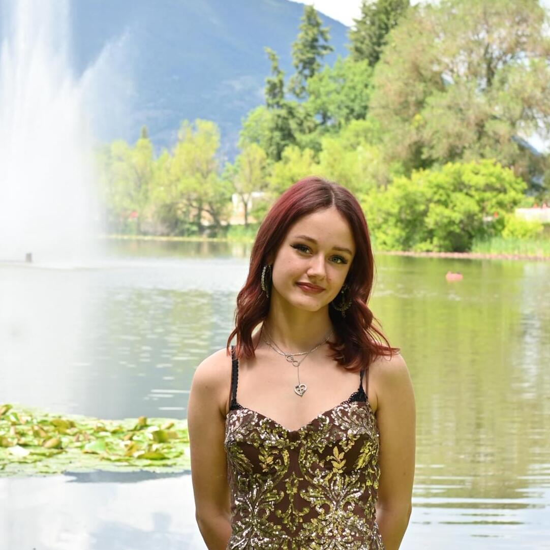 Experienced and Reliable House Sitter in Salmon Arm, BC - Your Peace of Mind While You're Away