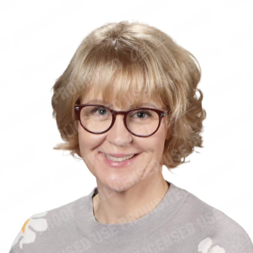 House and Pet Sitter/walker in Cochrane, Alberta Trustworthy and Reliable Services