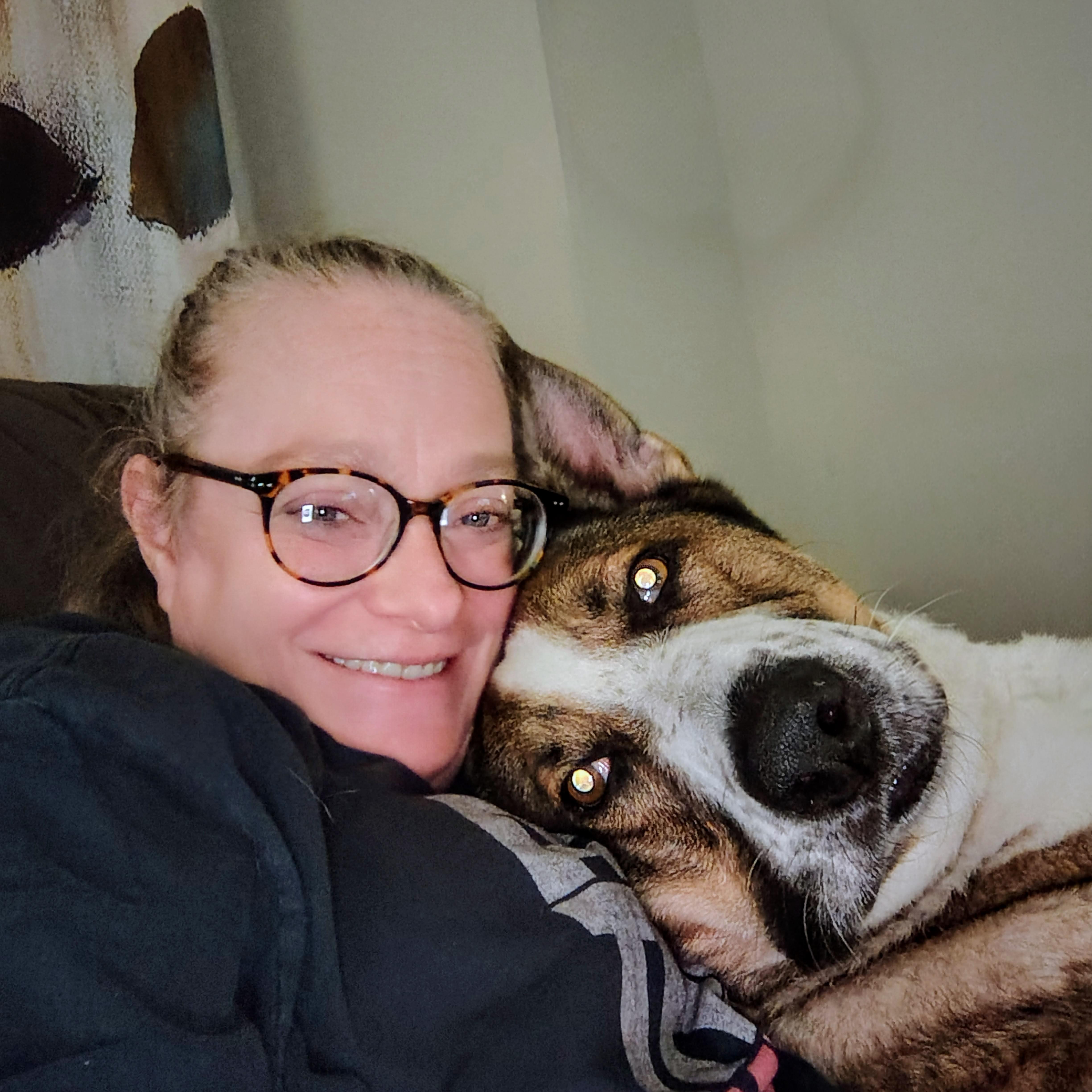 Experienced House Sitter in Newark, Ohio Trustworthy & Reliable Long Term Care