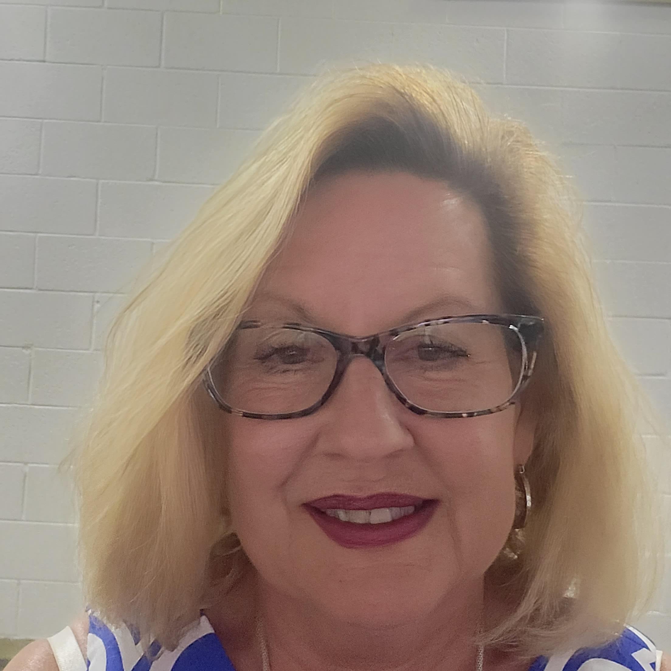 Clinton Township House and Plant Sitter Available For Work