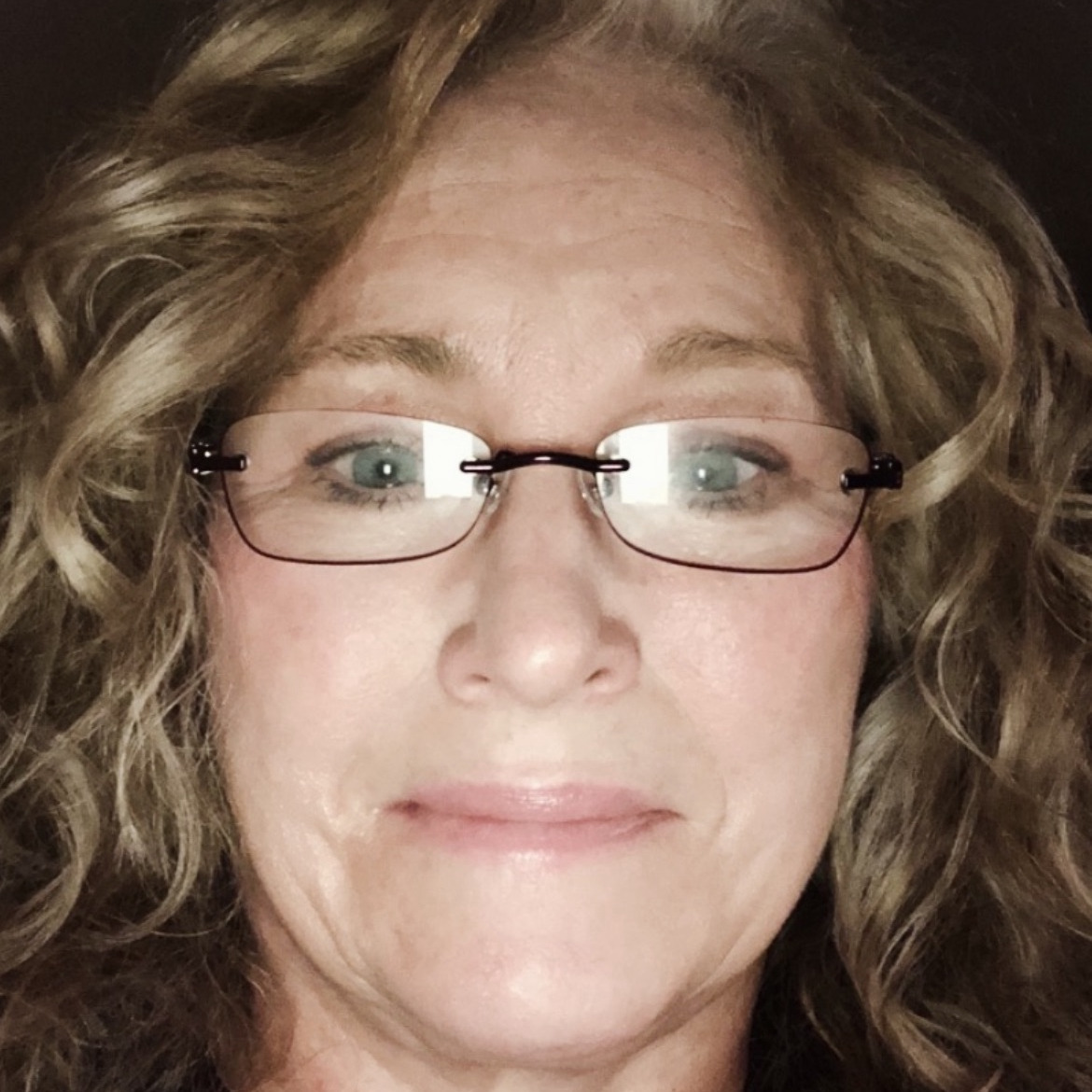 Experienced Housesitter, Pet-sitter. Integrity, mature, 25 years experience. Let’s make it a joyful match.