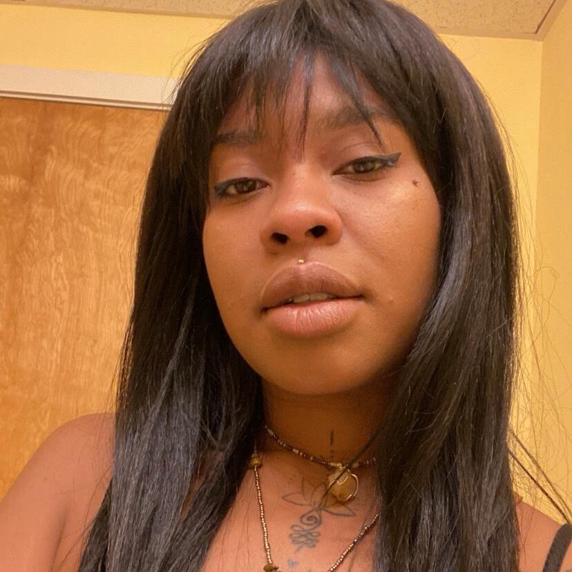 I'm located in West Philadelphia. I am looking for a part-time house/pet sitting job. Able to do light house maintenance.