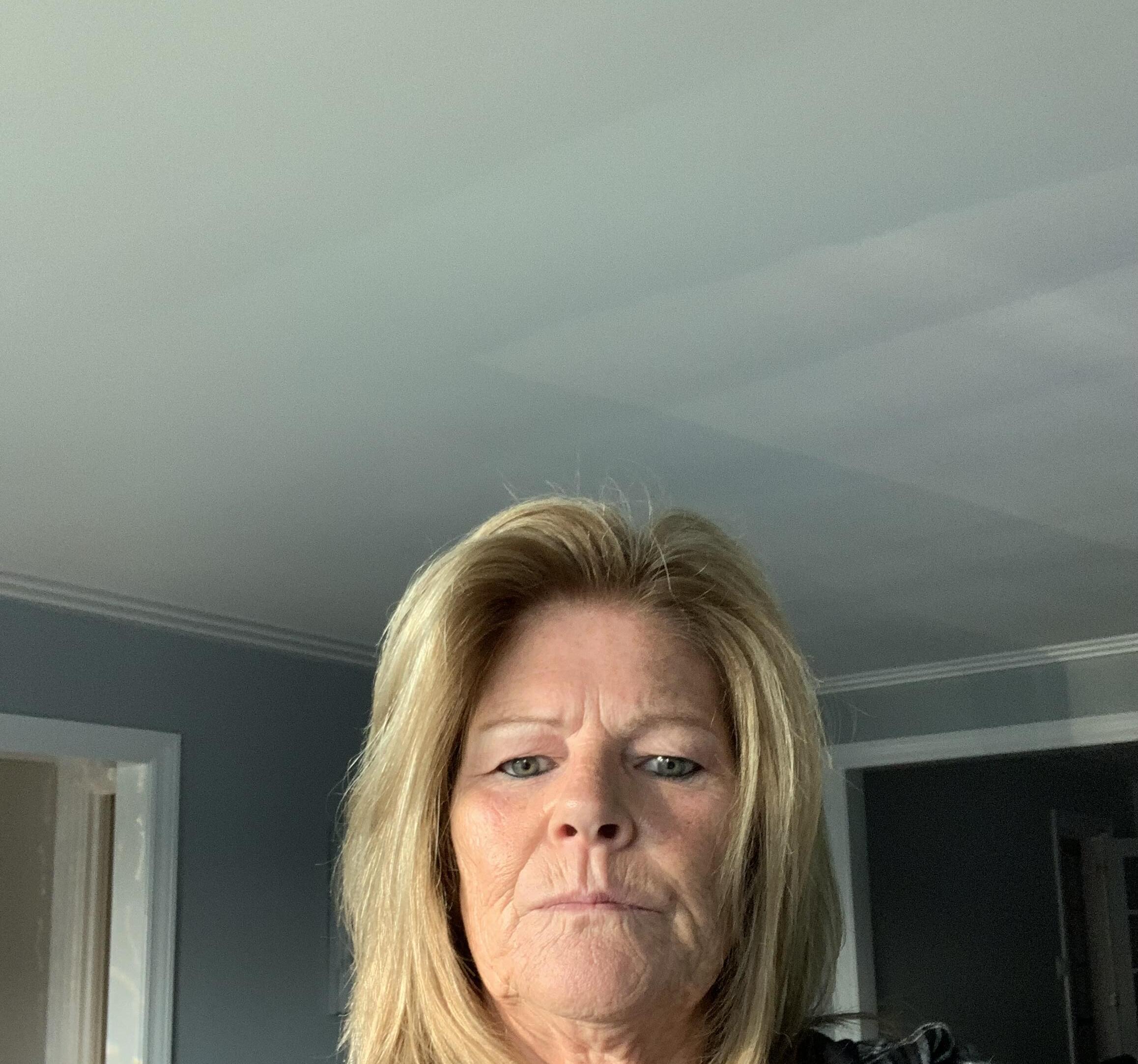 Professional House Sitter in Chicago, IL - $100.00Day - Homeowner Rely on Me for Peace of Mind!