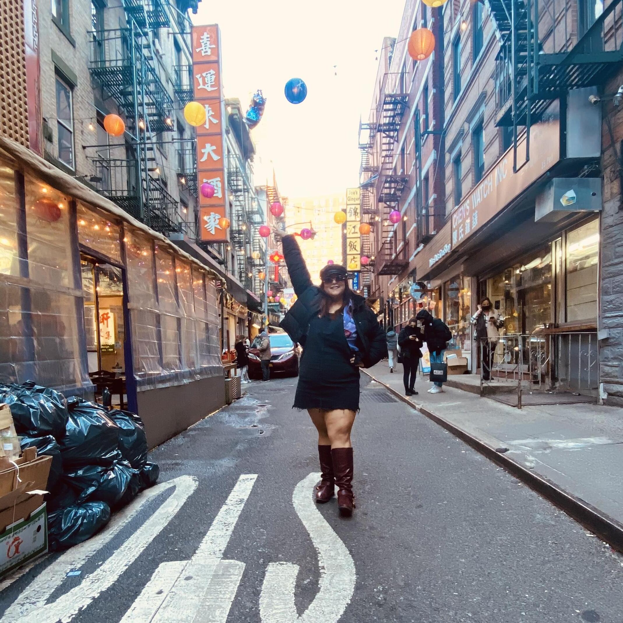 Hi, im here in USA as an Aupair in a cultural exchange, i was here for 2 years