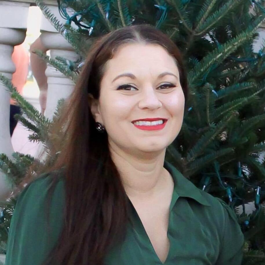 Experienced House Sitter in Escanaba, MI Trustworthy and Reliable Care at $14/hr