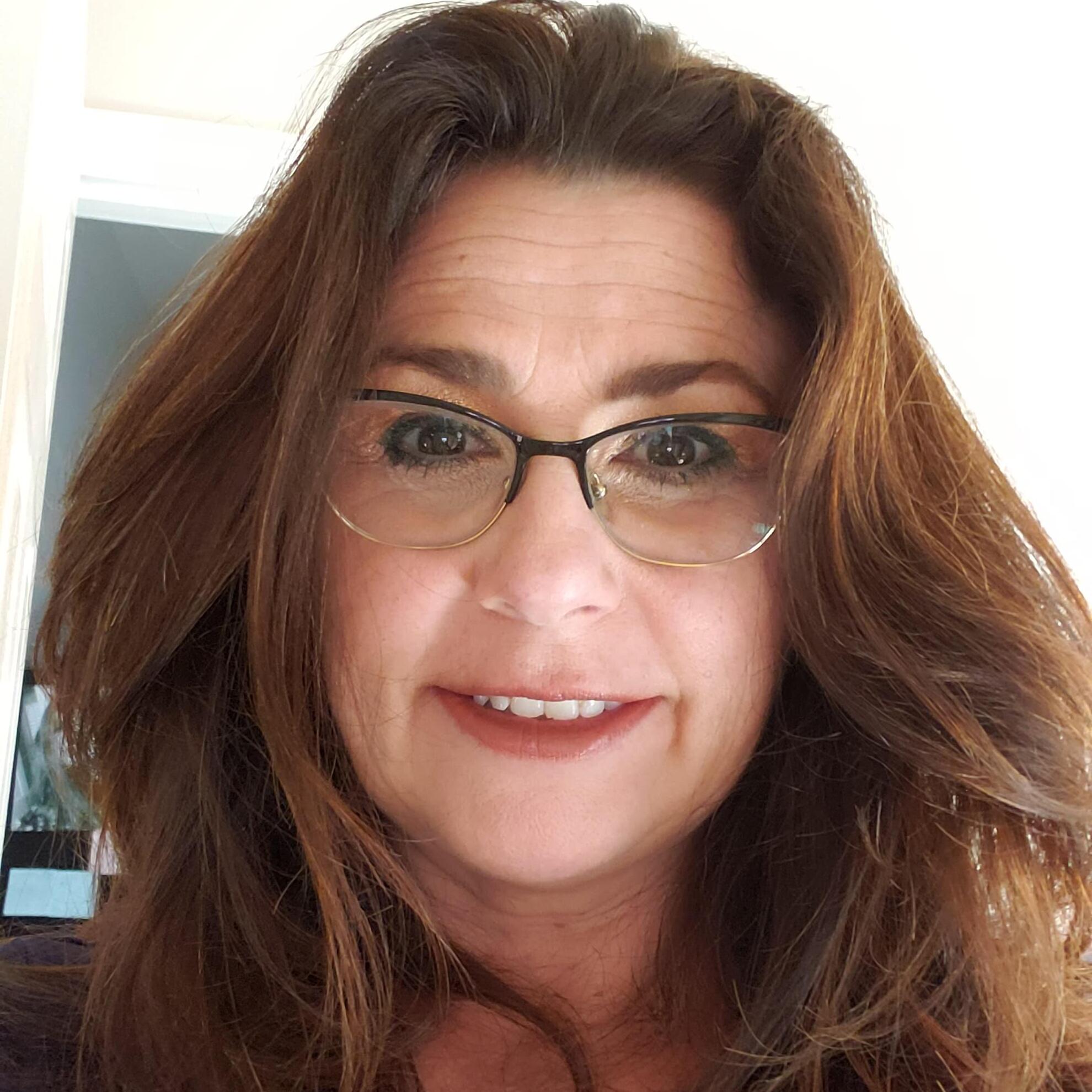Knoxville, Tennessee Long-term & short-term (possible live in), house sitting, pet sitting, house manager.