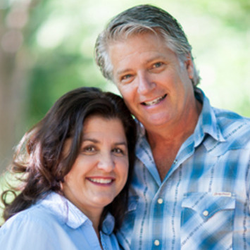 Caring, Animal Loving, Handyman, Full-Time House Sitters Available in Southern Florida