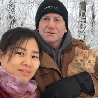 Hard Working House and Pet Sitter in Edmonton, Alberta. My wife and I are responsible and clean living.