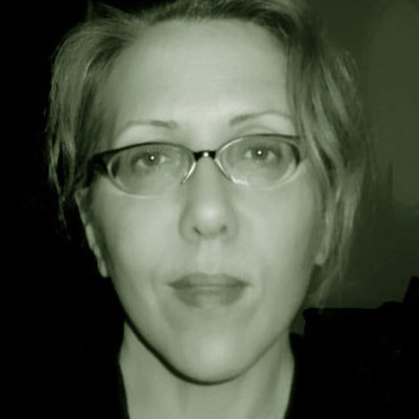 Professor, Mature, Reliable, Experienced House and Pet Sitter Available on Short Notice and for Long and Short Stays