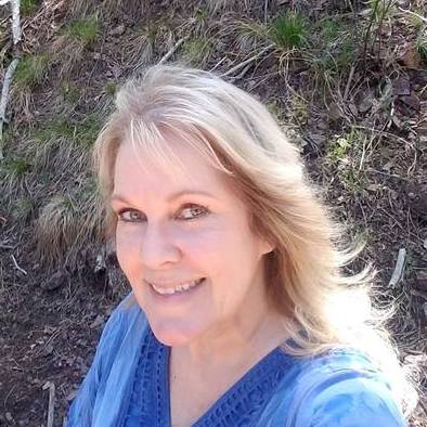 Available: Well Trained House and Plant Sitter in Colorado Springs, Colorado