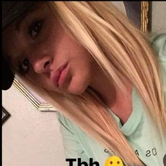 Passionate Home Sitter in Stilwell