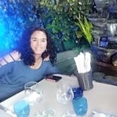 Ciao, my name is Shantina and I'm looking for a Housesitter Opportunity in Flagstaff, AZ.