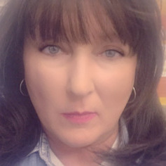 Caring House Sitter for Hire