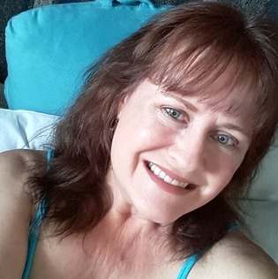Energetic, positive, trustworthy and dependable house sitter for you! ?
