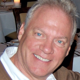 Former "Snowbird," Teacher, Dad, Dog lover, available immediately to house sit in Toronto