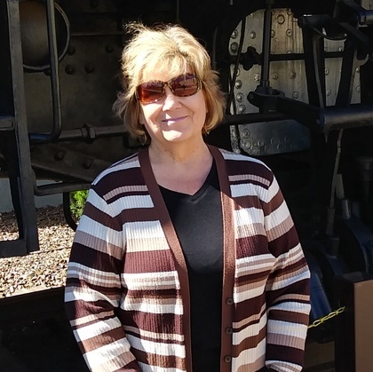 Available For House and Petsitter Jobs in Corinth TX and 20 mile radius