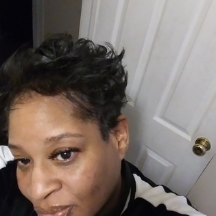 Hi...My Name is Sheria..Webb..Looking for a Pet and Plant Sittets Job...Checking the Mail and Snow Removal as well....