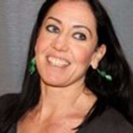 Energetic and Positive House Sitter Available Today