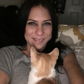 Avid Fan of Flora & Fauna; Pets are My Favorite People!