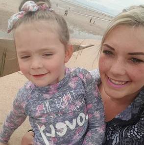 Single mum just moved from England looking for PT..