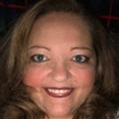 Per Hr $ Negotiable - Animal lover with knowledge of cats, dogs, fish, and horses in East Palatka, Florida