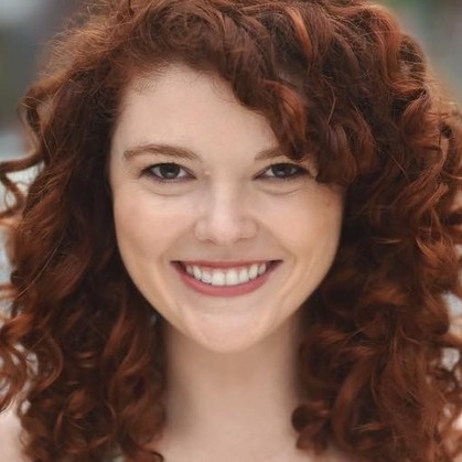 Caring house sitter, plant care giver, and pet walker for hire throughout Chicago!