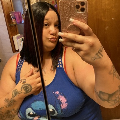 I am a super cool person I love animals and I have tattoos I’m 30 years old and Reliable House Sitter for Hire