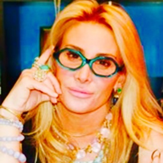 Most Capable House and Petsitter in West Hollywood