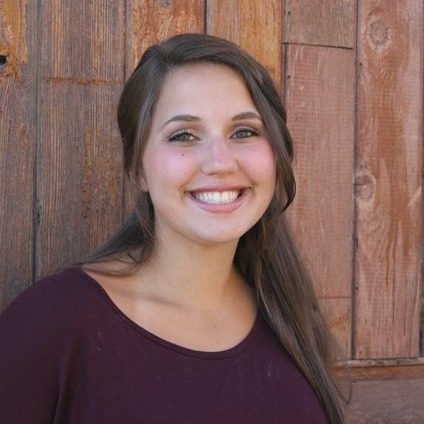 A personable, trustworthy & caring house sitter!