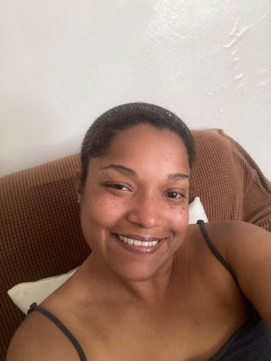 I love to clean, wash and cook. I am 40yrs old looking for a part time or full time position. I am honest and reliable. w